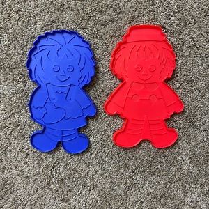 Raggedy Ann and Andy vintage cookie cutters